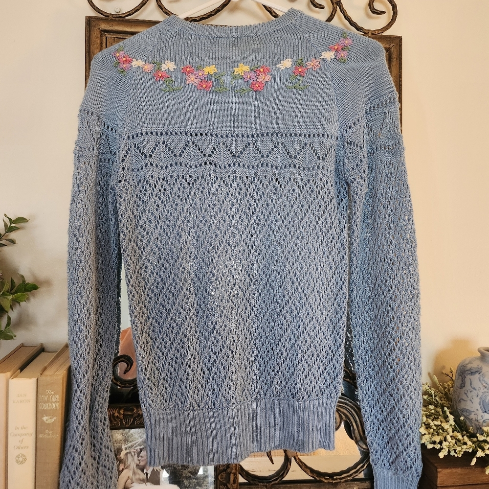 Vintage 60s Floral Embroidered Crochet Sweater Size S
